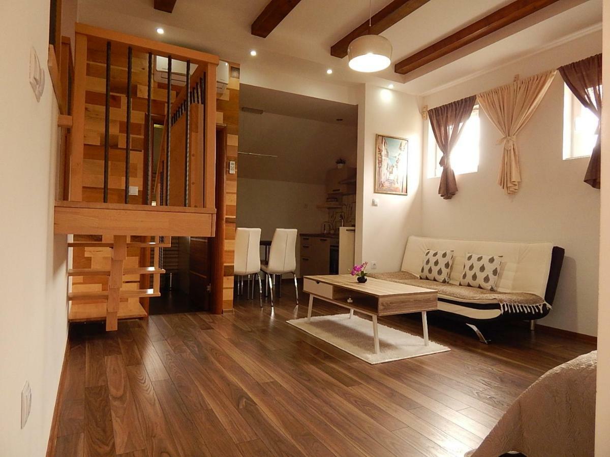 Studio Apartman Lakasa غاكوفيتسا المظهر الخارجي الصورة