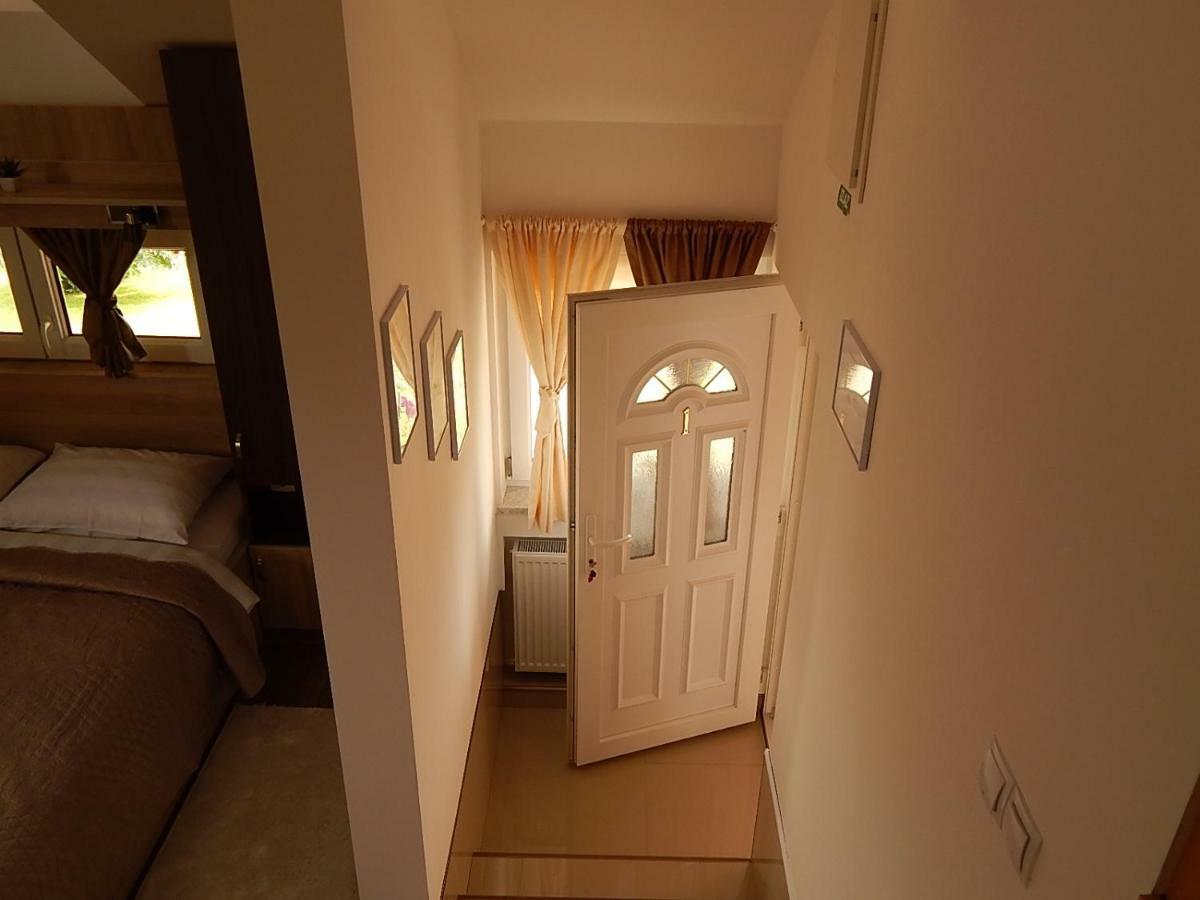Studio Apartman Lakasa غاكوفيتسا المظهر الخارجي الصورة